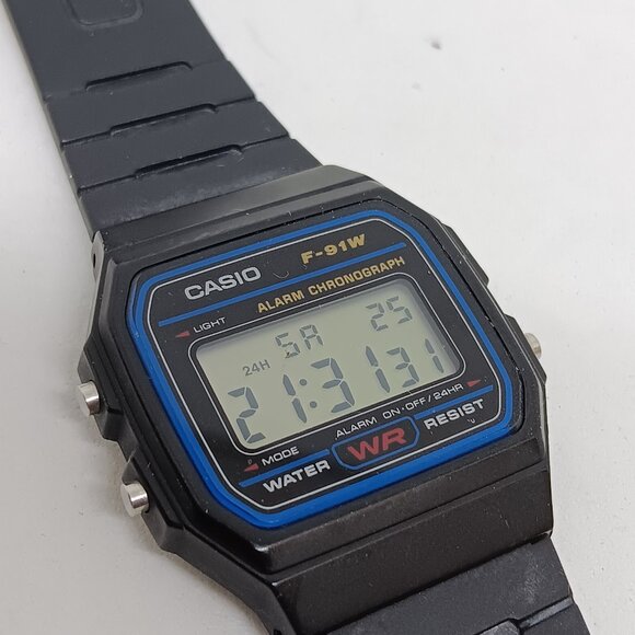 Casio Classic F91W Unisex 34mm x 38mm Black Resin Digital Watch - Picture 9 of 11